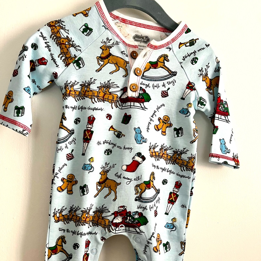 NWOT Mud Pie Christmas Sleeper, Size 3 months